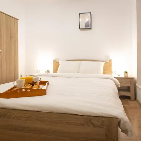 Aparthotel Modern And Bright Near Center - Free Parking Sofie