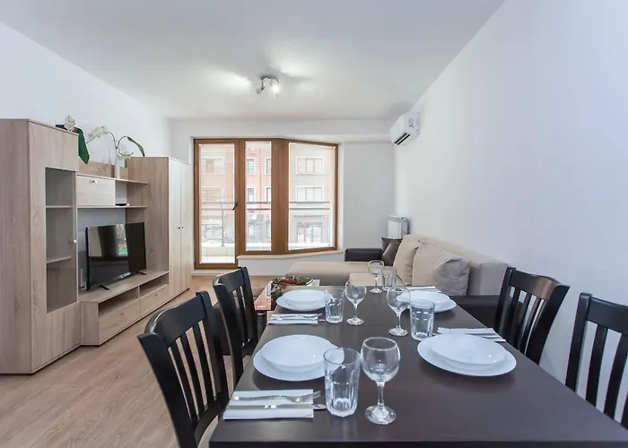 Modern And Bright Near Center - Free Parking Apartahotel Sofía