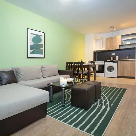 Modern And Bright Near Center - Free Parking * ソフィア