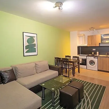 아파트호텔 Modern And Bright Near Center - Free Parking