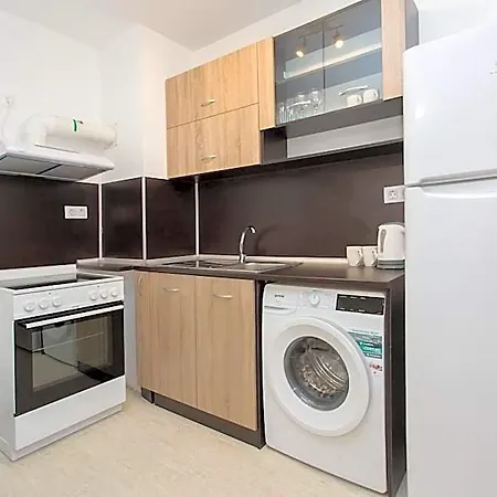 Modern And Bright Near Center - Free Parking 소피아