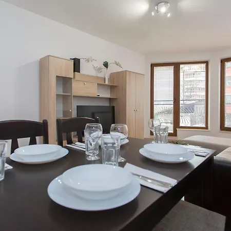 Modern And Bright Near Center - Free Parking Апартхотел София