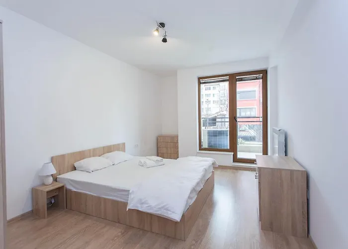 Modern And Bright Near Center - Free Parking 4* Sofia