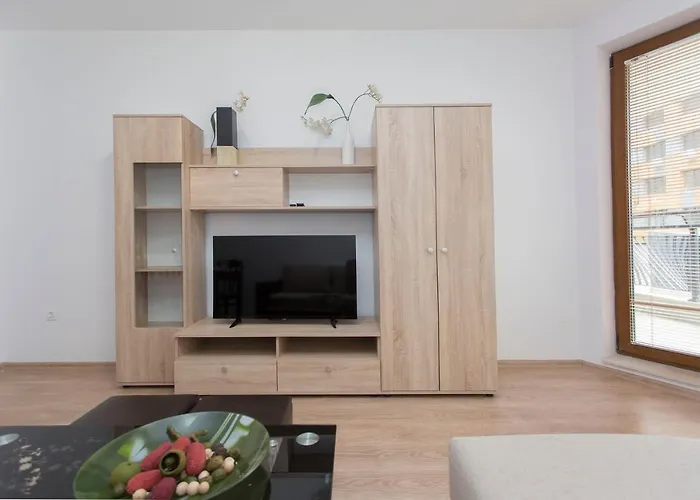 Modern And Bright Near Center - Free Parking Sofia