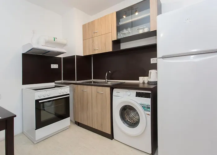 Modern And Bright Near Center - Free Parking Aparthotel Sofia